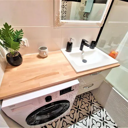 J&w Swietojanska ゲストハウス *