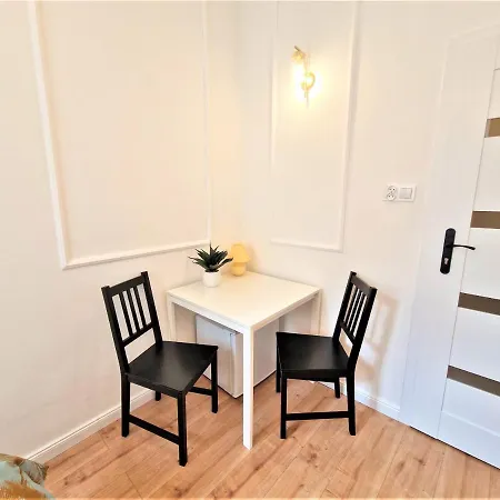 Guest house J&w Swietojanska Warsaw