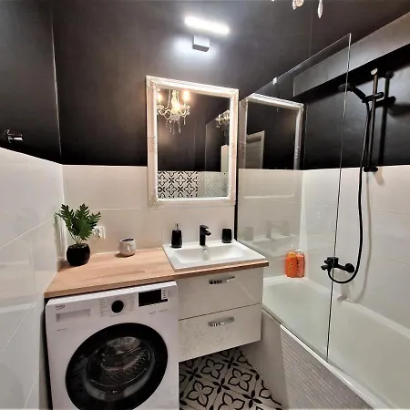 J&w Swietojanska Guest house Warsaw