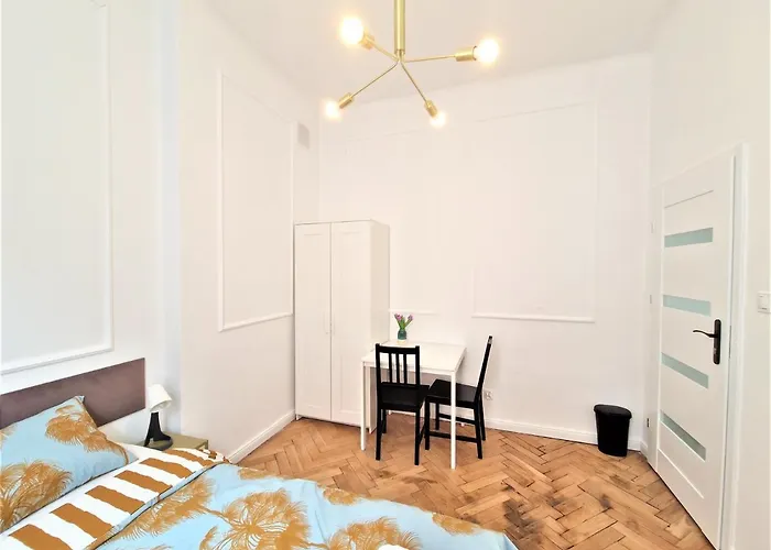 J&w świętojańska Pensjonat Warszawa