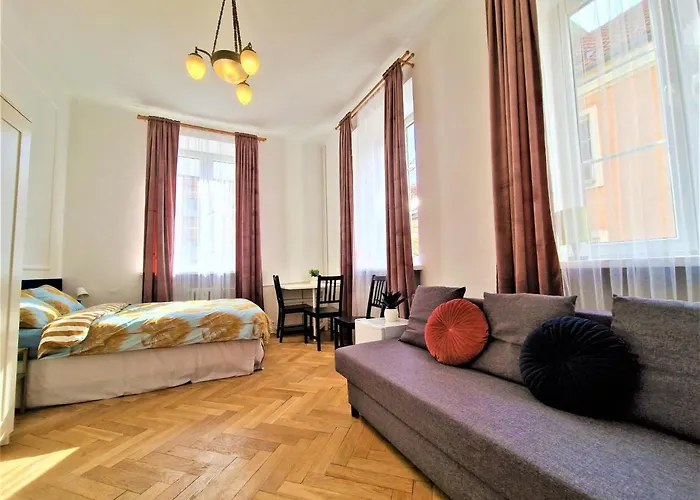 Affittacamere J&w Swietojanska *